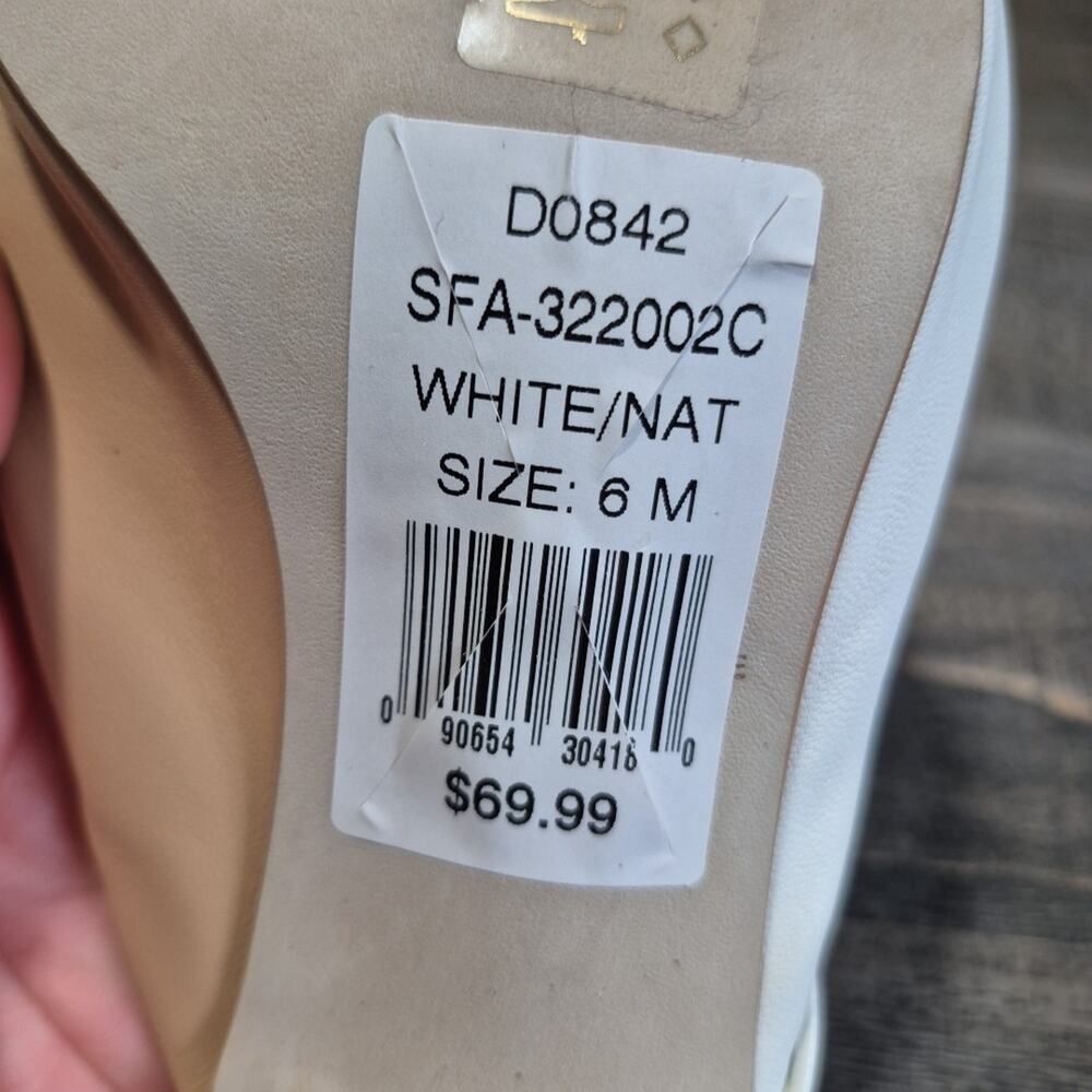 Saks Fifth Avenue Collection Sandals Womens 6M 2 Tone White Tan Leather Mules - Picture 11 of 13